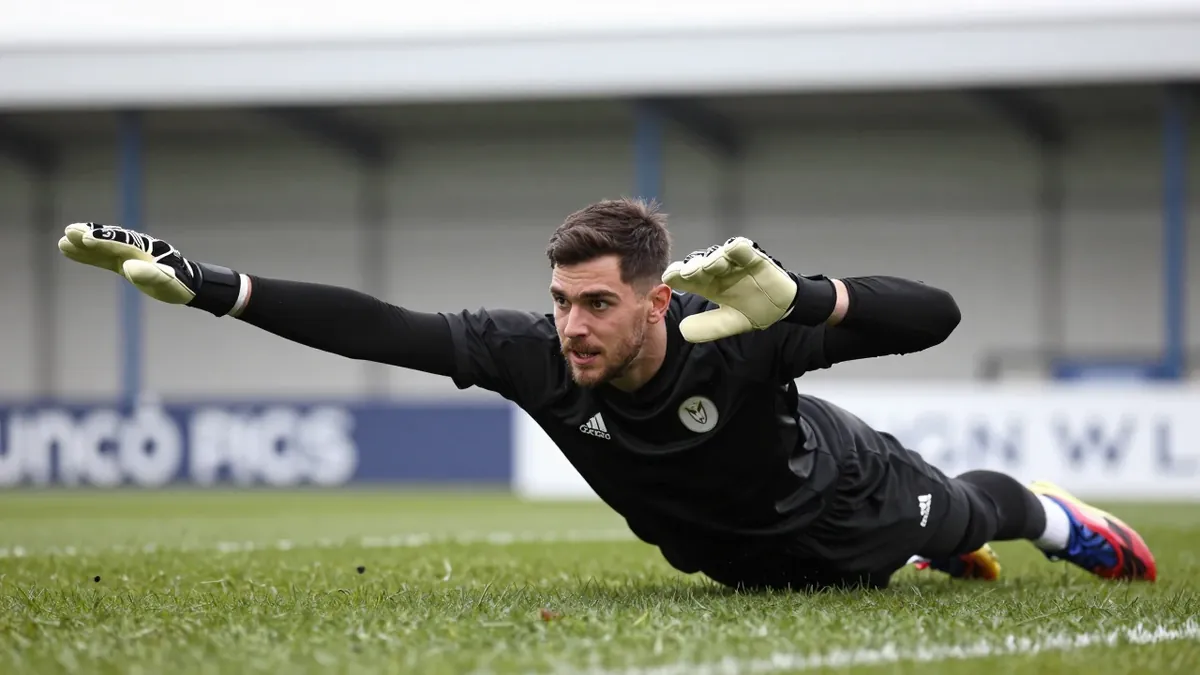 Newcastle United goalkeeper Nick Pope is on Bayern Munich's shortlist for a summer 2027 move, with his contract expiring...