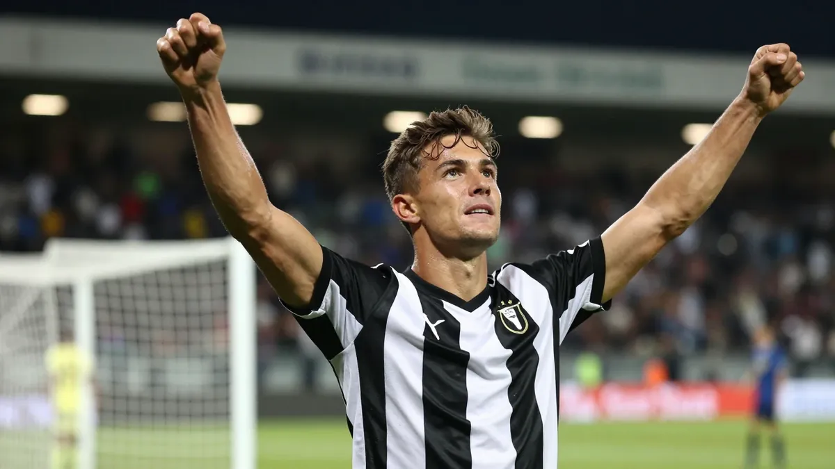 Newcastle United advanced in the Carabao Cup with a 1-0 win at Millwall and have released images of a planned £190m...